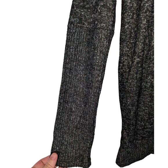 NWT Kismet Sweater M Women's Gray Vneck Long Sleeve Criss Cross Back Knit Casual - Picture 2 of 6